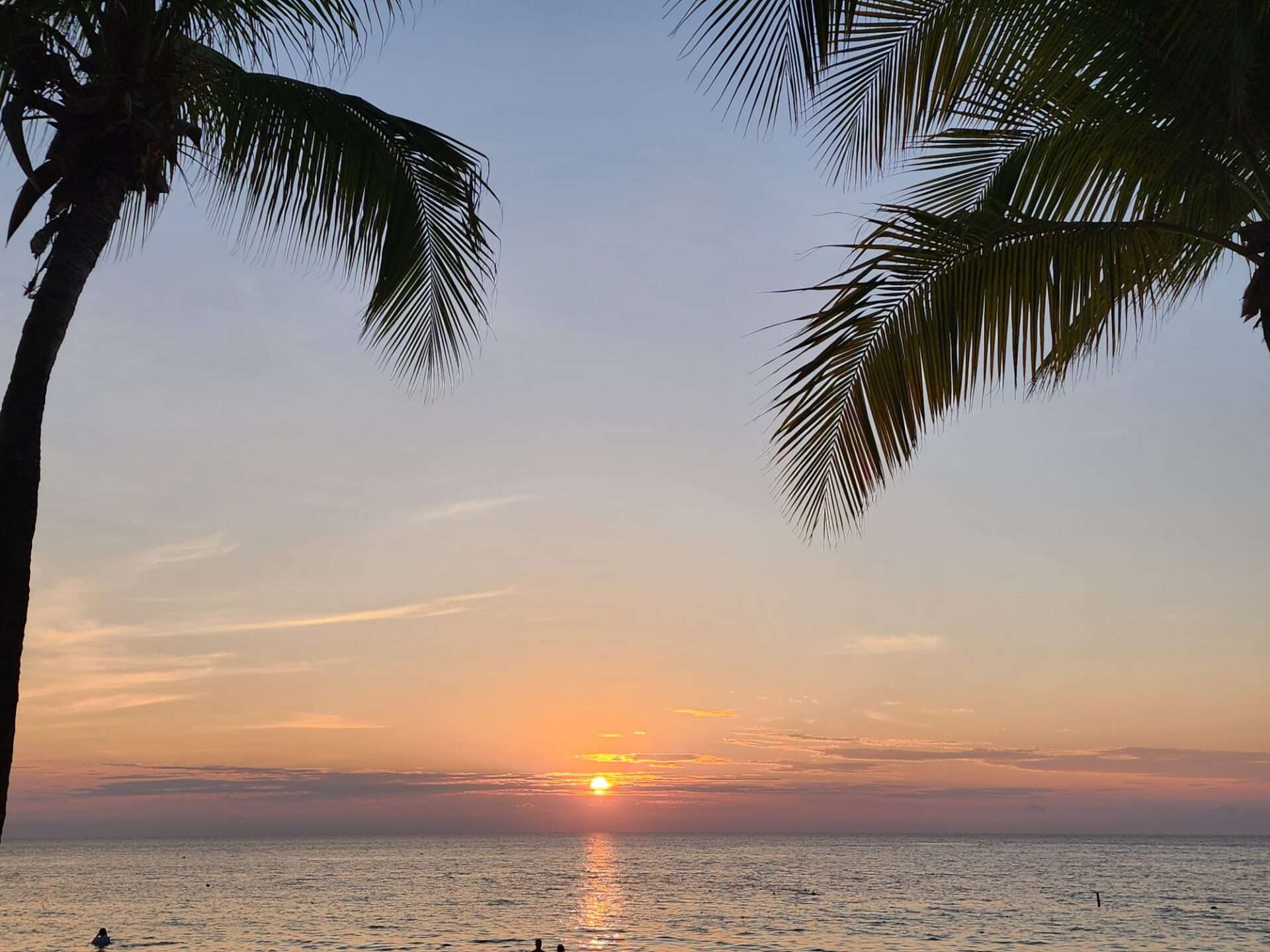 Luna Beach Resort Sunset 2